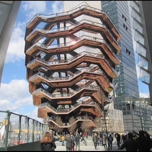 Meet your Posher, Marilyn